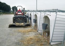 Domek dla cieląt mały - CalfOTel Small